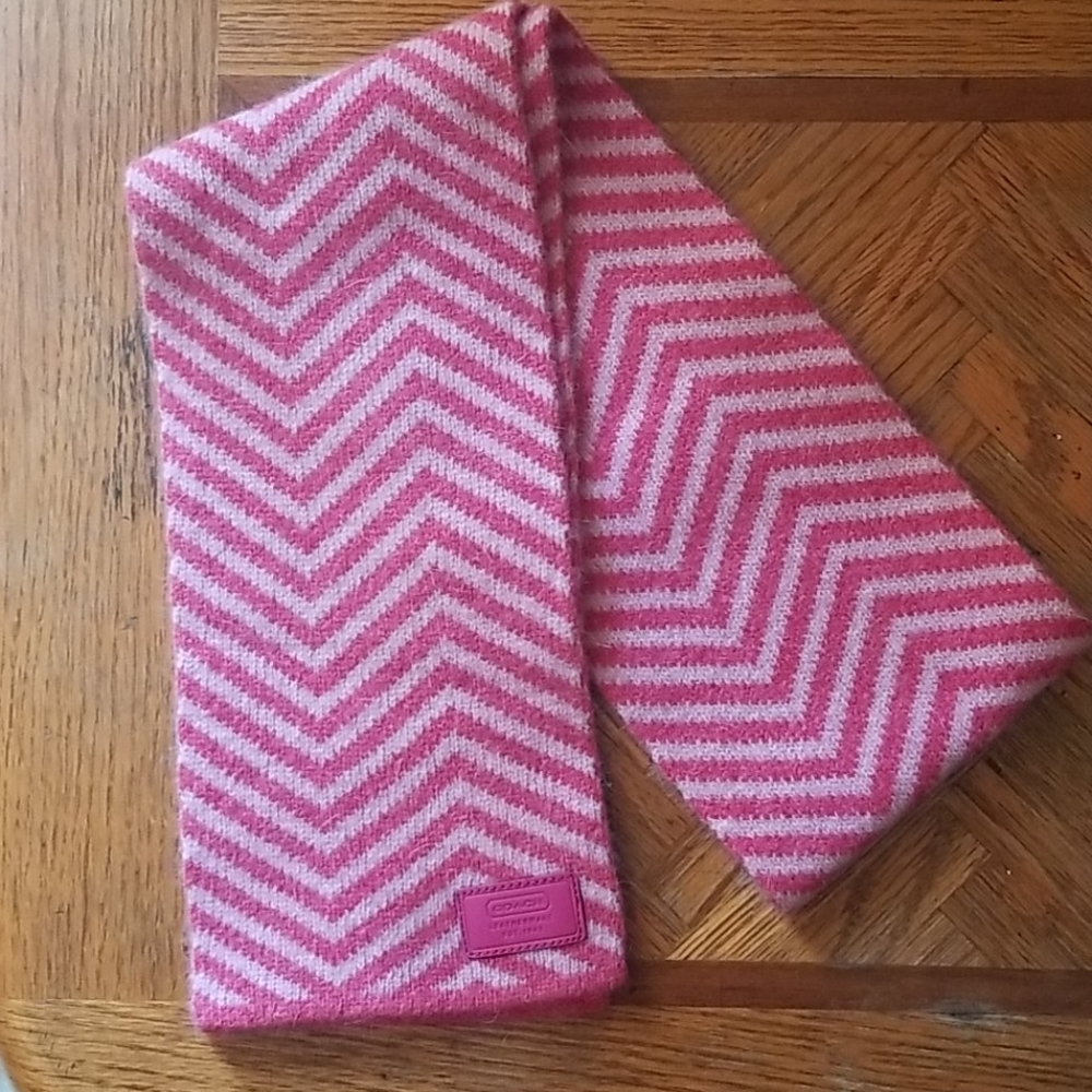 Coach Pink chevron lambs wool scarf